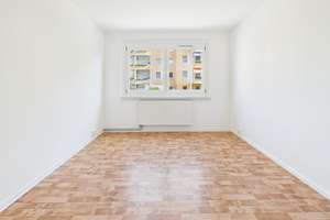 3-Raum-Wohnung mit Balkon auf dem südlichen Sonnenberg – Sonnenstr. 38, 9130 Sonnenberg, Chemnitz – Vorschaubild 4