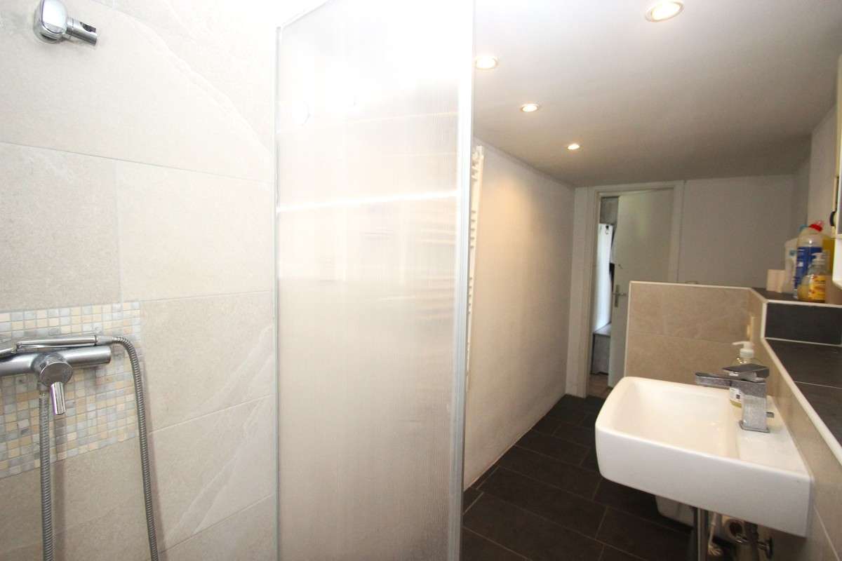 Immobilie in Königswinter - Wohnhaus mit 3 Mieteinheiten zentral in Königswinter-Thomasberg! - Bild 15