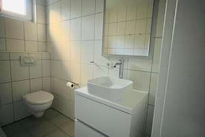 Modern möblierte Einliegerwohnung am Schönbuch – 39 m², ideal für Pendler – 71116 Gärtringen – Vorschaubild 2