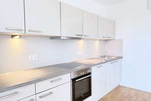 Helle 2-Zimmer-Wohnung mit großzügigem Eingangsbereich und Weitblick – 60316 Ostend, Frankfurt am Main – Vorschaubild 8