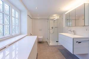 Villa mit separatem Gästehaus in traumhafter Lage – Die vollständige Adresse der Immobilie erhältst du vom Anbieter., 22559 Rissen, Hamburg – Vorschaubild 15