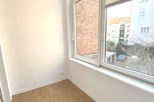 2 Zi.-Altbau-Whg mit Wintergarten in ruhiger bevorzugter Wohnlage, Nähe Jasperallee/ Theater – Die vollständige Adresse der Immobilie erhältst du vom Anbieter., 38102 Östliches Ringgebiet, Braunschweig – Vorschaubild 9