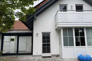 Türkheim-OT! Großzügiges Doppelhaus mit Garage, Solar, Wallbox, eleganter Einbauküche + mehr ..... – Die vollständige Adresse der Immobilie erhältst du vom Anbieter., 86842 Türkheim – Vorschaubild 8