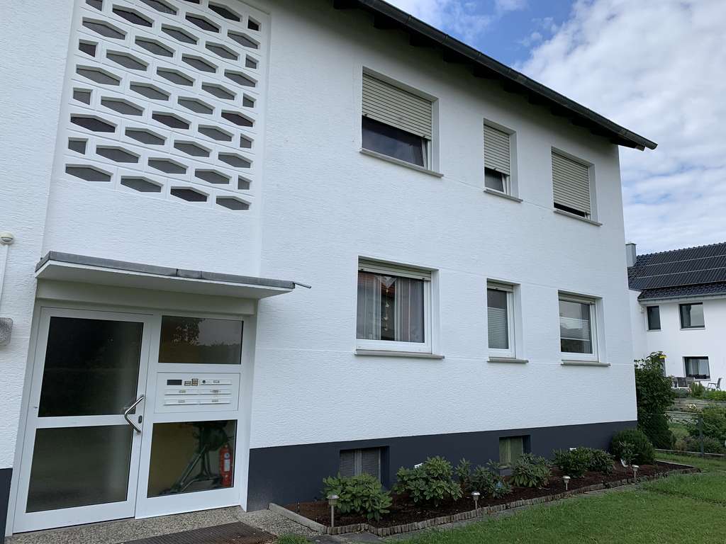 Immobilie in Lippetal - Solides Mehrfamilienhaus in Oestinghausen als Kapitalanlage - Bild 1