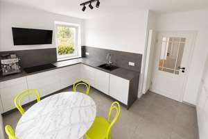 Exklusiv saniertes 3-Familienhaus in Bad Wilhelmshöhe | Garten | 4 Garagen | Top-Zustand – Die vollständige Adresse der Immobilie erhältst du vom Anbieter., 34131 Bad Wilhelmshöhe, Kassel – Vorschaubild 7