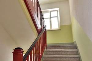 Gemütliche wohnen, ideal zu zweit mit Wanne und Balkon! – Frühlichtweg 1, 9126 Lutherviertel, Chemnitz – Vorschaubild 2