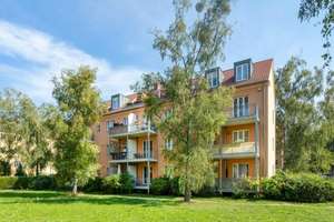 Sanierte Wohnung in Bestlage I Südwestbalkon I Einzugsbereit – Breitensteinweg 34, 14165 Zehlendorf, Berlin – Vorschaubild 8