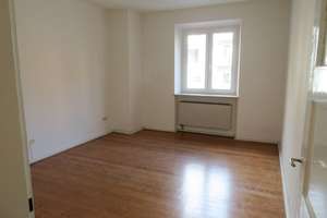 Charmant, großzügig und gepflegt! Begehrte Lage, Nähe Hauptbahnhof. – Die vollständige Adresse der Immobilie erhältst du vom Anbieter., 86150 Rosenau- und Thelottviertel, Augsburg – Vorschaubild 10