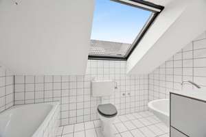 Familienfreundliches Reihenmittelhaus mit Garten in begehrter Lage von Düsseldorf-Benrath! – Die vollständige Adresse der Immobilie erhältst du vom Anbieter., 40597 Benrath, Düsseldorf – Vorschaubild 17
