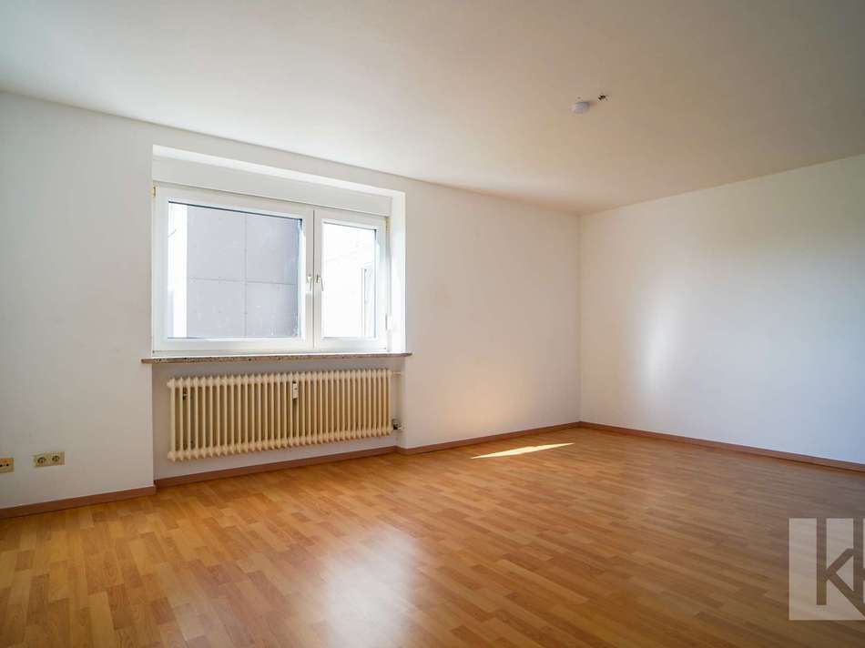 Großes Wohn- und Esszimmer mit
