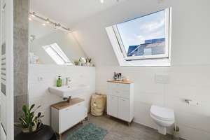 Modernisiertes EFH mit viel Platz & sonnigem Garten in Top-Lage – Die vollständige Adresse der Immobilie erhältst du vom Anbieter., 84032 Altdorf – Vorschaubild 48