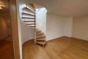 Charmante Galeriewohnung mit Dachterrasse in top Wohnlage – Die vollständige Adresse der Immobilie erhältst du vom Anbieter., 68199 Neckarau, Mannheim – Vorschaubild 8