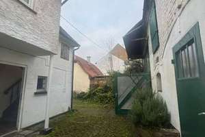 Preis ! Gemütliches Haus + Nebengebäude - mitten in Wie-Nordenstadt – Die vollständige Adresse der Immobilie erhältst du vom Anbieter., 65205 Nordenstadt, Wiesbaden – Vorschaubild 3