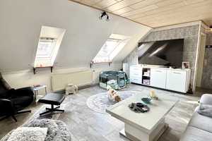 Helle Dachgeschosswohnung in Köln Porz-Zündorf Ruhig & Zentral – Köln – Vorschaubild 5