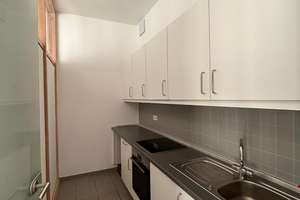 Balkon, EBK, Parkett, Dusche, Aufzug. Lichdurchflutete 2RWE in der nördlichen Innenstadt in Halle! – Die vollständige Adresse der Immobilie erhältst du vom Anbieter., 6108 Nördliche Innenstadt, Halle (Saale) – Vorschaubild 12
