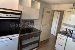 AM PARK  schicke 2-Zimmer-Wohnung mit ausbaufähiger Mansarde in ruhiger Lage in der Südstadt