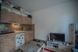 Vermietetes Appartement mit Tiefgaragenstellplatz in Mannheim-Neckarau – 68199 Neckarau, Mannheim – Vorschaubild 3