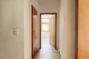 Einfache 2-Raum-Wohnung mit Tageslichtbad, Abstellraum und Balkon in Buckau zu vermieten! – Karl-Schmidt-Straße 1, 39104 Magdeburg – Vorschaubild 9