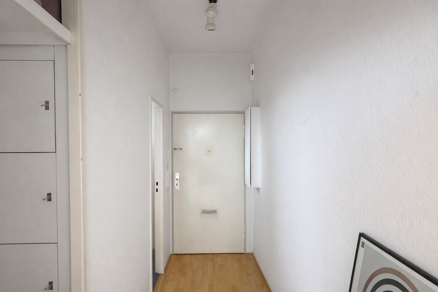 Renovierungsbedürftige 1-Zimmer-Eigentumswohnung unweit vom Savignyplatz, Berlin – Bild 2