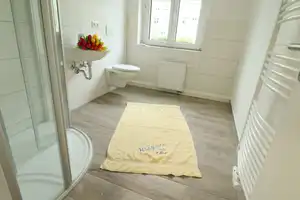 2-Raumwohnung mit Dusche – Zeunerstraße 3, 9117 Chemnitz – Vorschaubild 4