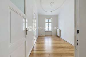 BEZUGSFREI: 3-Zi.-Altbauwohnung, Balkon, Stuck, Dielen für den individuellem Gestaltungsspielraum! – 10713 Wilmersdorf, Berlin – Vorschaubild 27
