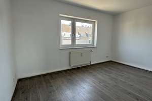 Schöne 4 Zimmer Wohnung mit Balkon zu vermieten – Lichtstr. 65, 40235 Flingern Nord, Düsseldorf – Vorschaubild 3