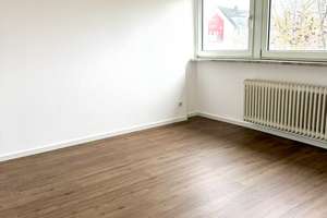 Erstbezug nach Renovierung inkl. neuer Küche – Moselweißer Straße 8, 56070 Rauental, Koblenz – Vorschaubild 2