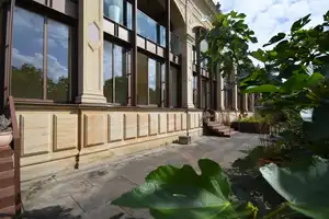 Property thumbnail 1