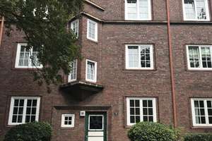 Schöne 2 Zimmer Wohnung mit EBK in Hamburg-Winterhude am Stadtpark – Die vollständige Adresse der Immobilie erhältst du vom Anbieter., 22299 Winterhude, Hamburg – Vorschaubild 1