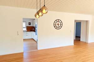 Helles Einfamilienhaus mit Garten und Terrasse zur Miete in Wermertshausen! – 35085 Ebsdorfergrund – Vorschaubild 4