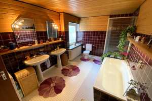 Attraktiver Bungalow mit großem Grundstück – Schwarzwald-Baar-Kreis – Vorschaubild 4