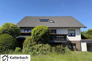 Ansprechendes Einfamilienhaus in ruhiger Wohnlage und zwei Garagen in Lutter am Barenberge