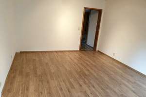 Gepflegtes 3-Parteien MFH in ruhiger Lage – Die vollständige Adresse der Immobilie erhältst du vom Anbieter., 64409 Messel – Vorschaubild 5