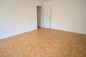 Großzügige 2-Zimmer-Wohnung mit Balkon und Aufzug in ruhiger Wohnlage von Wiesbaden-Südost – Die vollständige Adresse der Immobilie erhältst du vom Anbieter., 65189 Südost, Wiesbaden – Vorschaubild 2