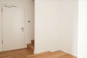 Neubau: 4 Zi Maisonette Whg mit Garten und hochwertiger Einbauküche – 81249 Lochhausen, München – Vorschaubild 7