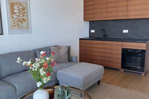 Eden Tower 26: Furnished apartment with gym, rooftop terrace & 24/7 concierge service – Europ-Allee 11, 60327 Gallus, Frankfurt am Main – Vorschaubild 1