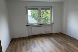 3-Zimmer-Wohnung mit Balkon in Regensburg – Die vollständige Adresse der Immobilie erhältst du vom Anbieter., 93051 Großprüfening-Dechbetten-Königswiesen, Regensburg – Vorschaubild 10