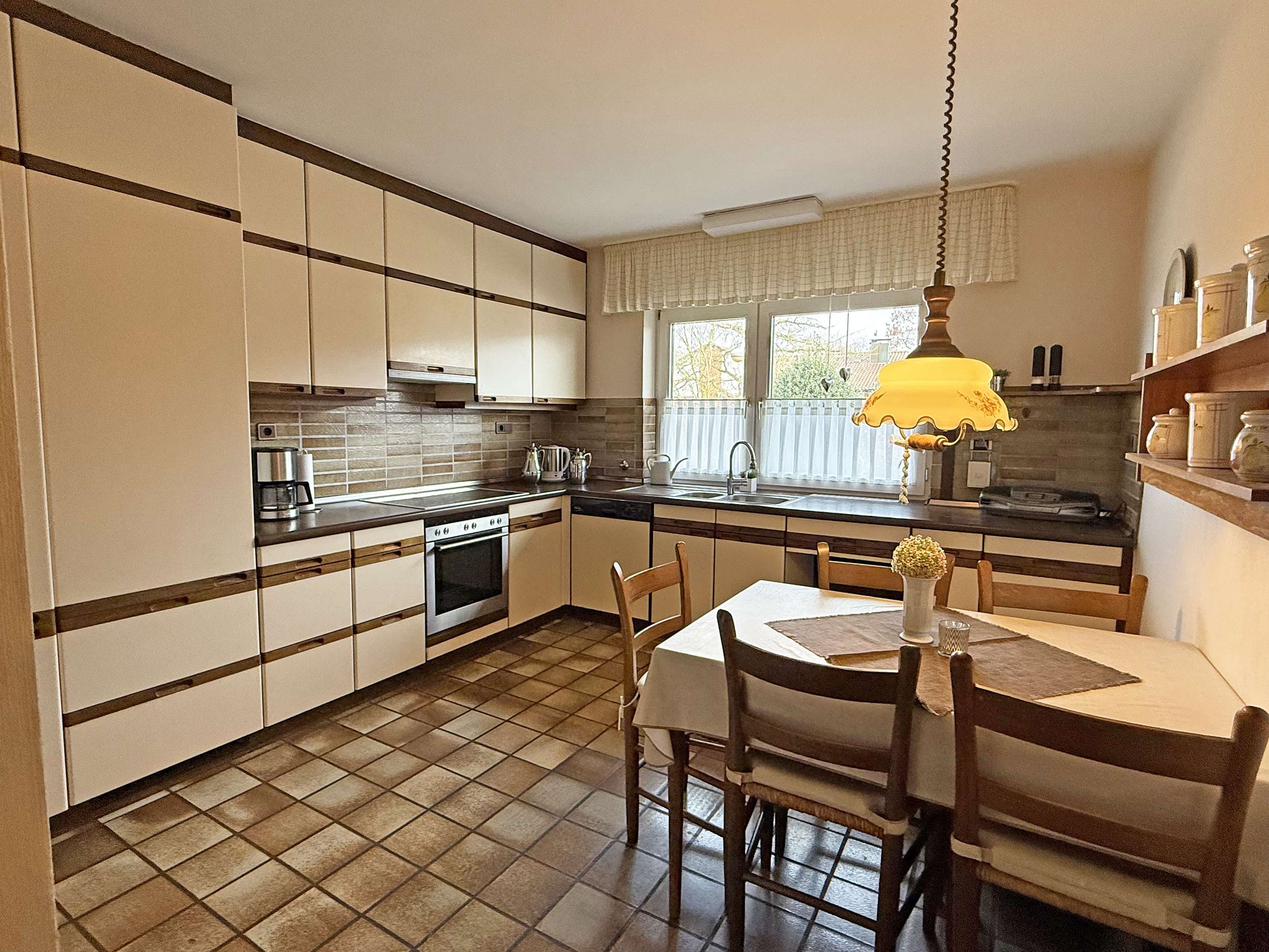 Immobilie in Neuenhaus - Ein Haus, viele Möglichkeiten: Charmantes Wohnhaus zur Nutzung als Ein- oder Zweifamilienhaus! - Bild 3