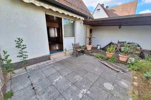 Renovierungsbedürftige DHH mit zwei getrennten Wohnungen auf schönem Grundstück mit Garten und Pool – Nürnberg – Vorschaubild 23