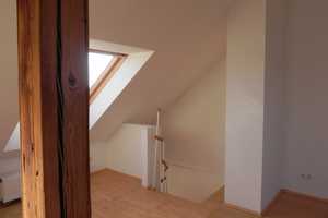 Helle 3-Zimmer Maisonette-Wohnung mit Balkon und Einbauküche in Krefeld Cracau – Oppumerstr. 90, 47799 Krefeld – Vorschaubild 9