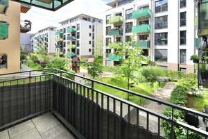 HOCHWERTIGE EINBAUKÜCHE, PARKETTBODEN & FUSSBODENHEIZUNG  - 2 BALKONE - AUFZUG & TG-STELLPLATZ – Ruschestr. 6 oo, 10367 Lichtenberg (Ortsteil), Berlin – Vorschaubild 7