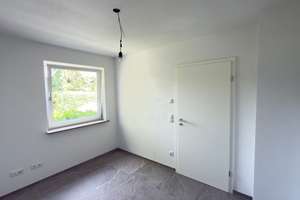 WEIGERT: Hochwertig modernisiertes Reiheneckhaus im Bungalowstil mit großem Garten in Pasing – Die vollständige Adresse der Immobilie erhältst du vom Anbieter., 80687 Am Westbad, München – Vorschaubild 5