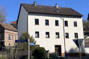 Gepflegte Doppelhaushälfte mit zwei Wohnungen und schönem Gartengrundstück in Weilburg - Ahausen – Die vollständige Adresse der Immobilie erhältst du vom Anbieter., 35781 Weilburg – Vorschaubild 2