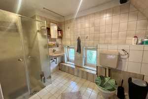 Besonderes Dreifamilienhaus mit Potenzial als Mehrgenerationenhaus oder Kapitalanlage – Düren (Kreis) – Vorschaubild 16