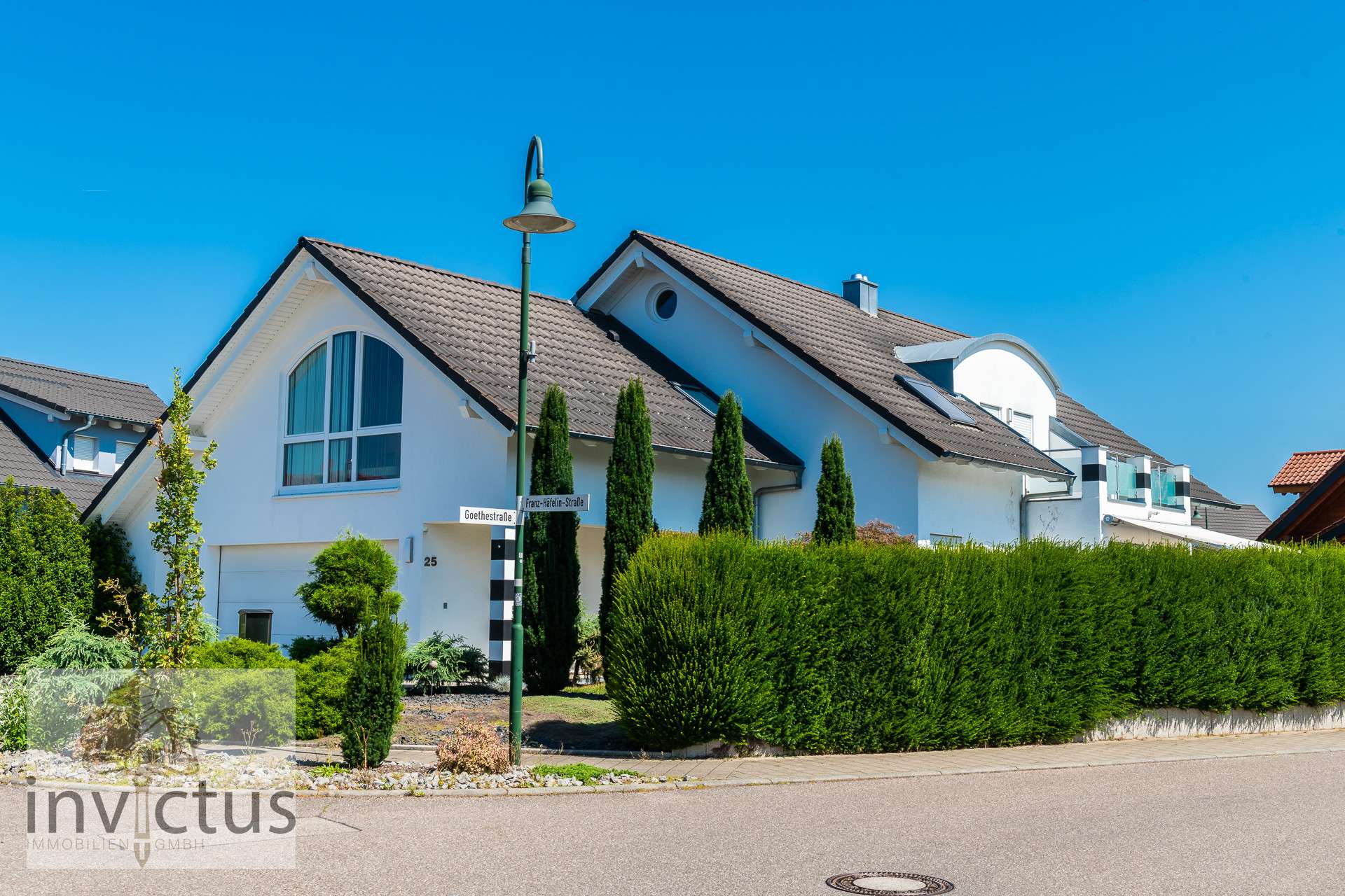 Immobilie in Langenbrettach - Ein Haus, das inspiriert – tolle Architektur, perfekter Grundriss, mit Garage u. Garten - Gefühl pur - Bild 11