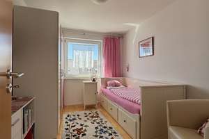 Familienfreundliches Zuhause in Stuttgart-Steckfeld - Doppelhaushälfte mit sonnigen Garten – Hans-Kächele-Straße 30, 70599 Steckfeld, Stuttgart – Vorschaubild 12