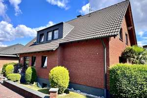 Geräumiges Zweifamilienhaus in bevorzugte Wohnlage in Lünen- Niederaden – Die vollständige Adresse der Immobilie erhältst du vom Anbieter., 44532 Niederaden, Lünen – Vorschaubild 1