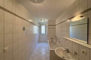 „Wohlfühlort“
Komfortable 2-Zimmer-Wohnung
mit Balkon in WI-Klarenthal – Die vollständige Adresse der Immobilie erhältst du vom Anbieter., 65197 Klarenthal, Wiesbaden – Vorschaubild 7