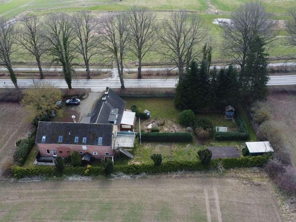 Immobilie in Schönwalde am Bungsberg - Mehrfamilienhaus mit drei mietfreien Wohneinheiten und großem Grundstück in Schönwalde zur Verfügung - Bild 3