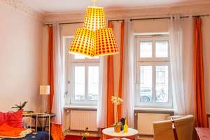 HOMESK - 2-Zimmer-Altbauwohnung im EG im Bergmannkiez